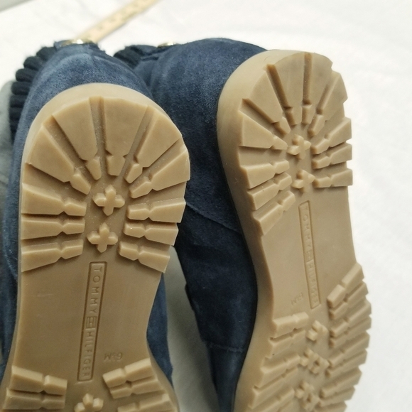 TOMMY HILFIGER Womens Serafin Blue Suede concealed Wedge Sz 6.5 Bootie NWOB - Picture 4 of 11